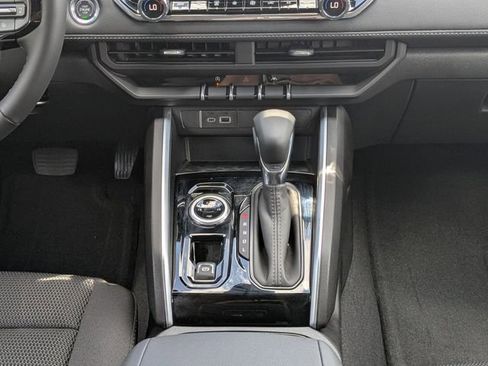 New 2026 Chevrolet Colorado LT AWD/4WD image 19