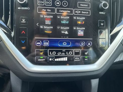 Used 2023 Subaru Ascent Premium w/ Convenience Package AWD/4WD image 18