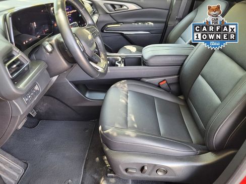 Used 2025 Chevrolet Traverse LT AWD/4WD image 20