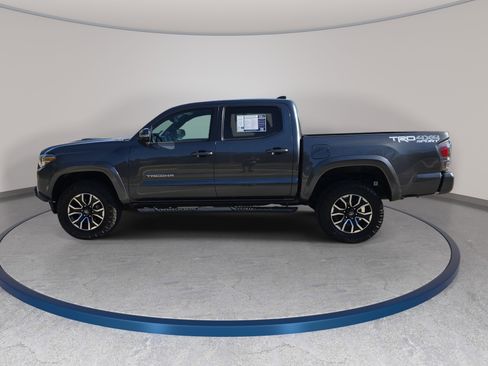 Used 2023 Toyota Tacoma TRD Sport w/ Advanced Technology Package image 8