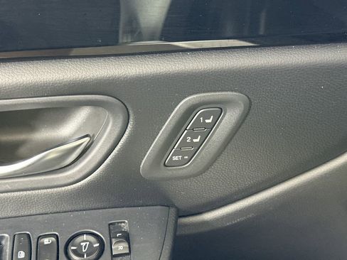 Used 2023 Honda Pilot Touring image 22