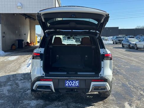 Used 2025 INFINITI QX60 Autograph w/ Cargo Package image 32