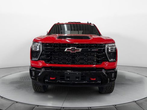 New 2026 Chevrolet Silverado 2500 ZR2 AWD/4WD image 7