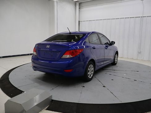 Used 2014 Hyundai Accent GLS FWD image 3