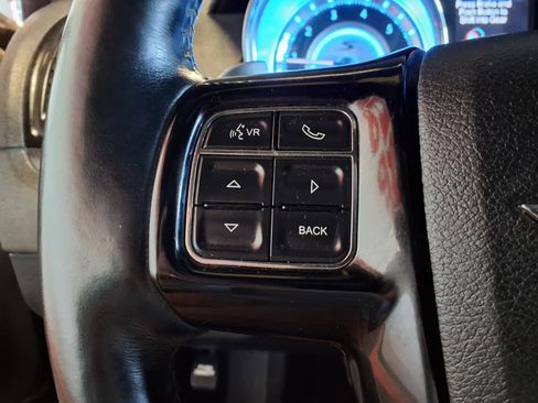 Used 2013 Chrysler 300 S w/ Luxury Group image 23