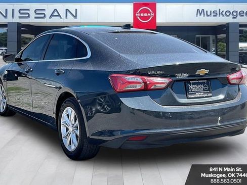 Used 2020 Chevrolet Malibu LT FWD image 4