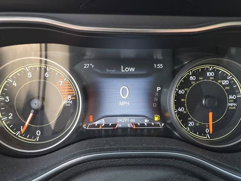 Used 2022 Jeep Cherokee Limited image 26