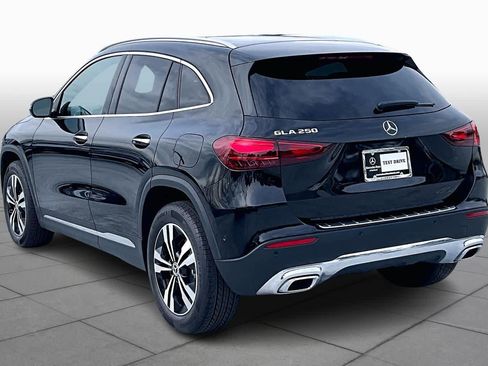 Used 2025 Mercedes-Benz GLA 250 GLA 250 image 11