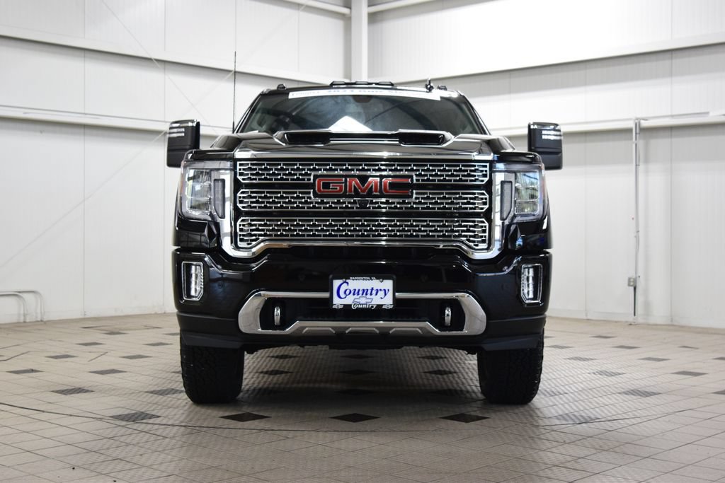 Used 2023 GMC Sierra 3500 Denali AWD/4WD image 2