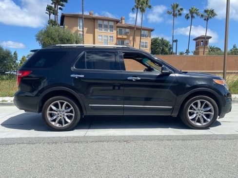 Used 2013 Ford Explorer Limited AWD/4WD image 6