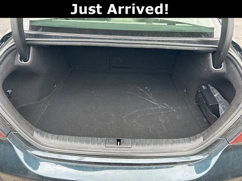 Used 2024 Genesis G70 2.5T image 7