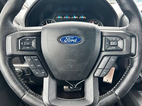 Used 2016 Ford F150 XLT w/ Equipment Group 302A Luxury AWD/4WD image 21
