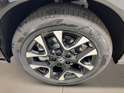 New 2026 Honda HR-V EX-L image 11