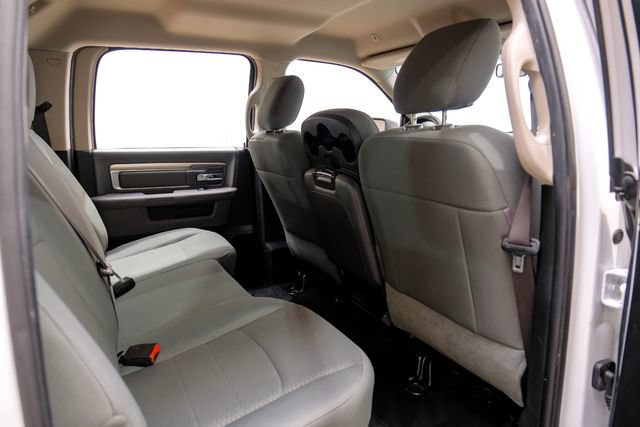 Used 2020 RAM 1500 Classic SLT RWD image 32