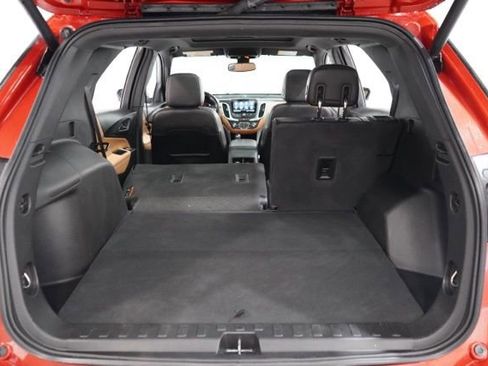 Used 2020 Chevrolet Equinox Premier image 35