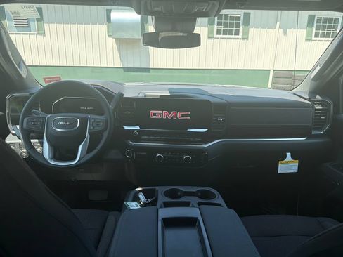 New 2026 GMC Sierra 1500 SLE AWD/4WD image 14