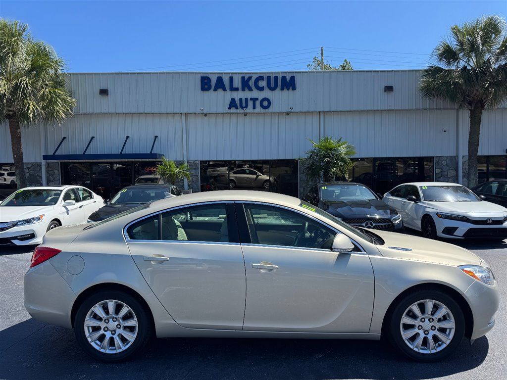 Used 2013 Buick Regal Leather FWD image 1