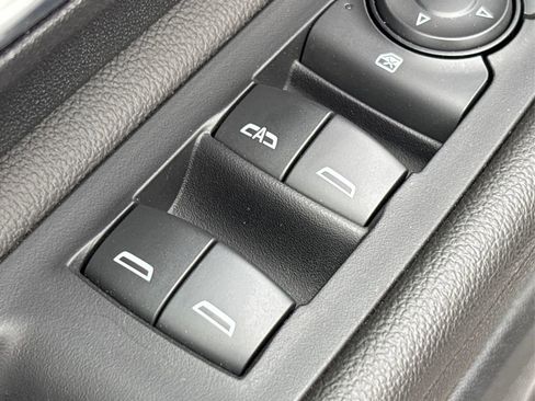 Used 2020 GMC Terrain SLT w/ Preferred Package image 33