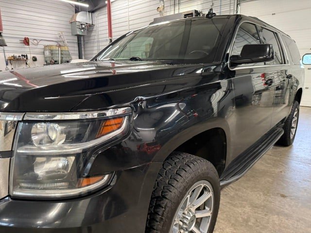 Used 2017 Chevrolet Suburban LT AWD/4WD image 41