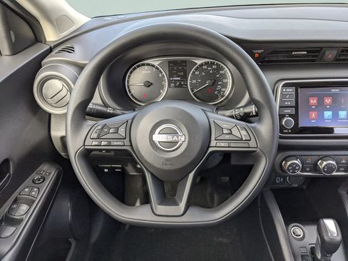 Certified 2025 Nissan Kicks Play S FWD image 17