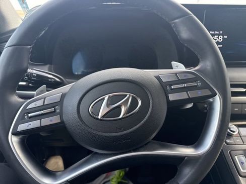 Used 2024 Hyundai Palisade Limited image 16
