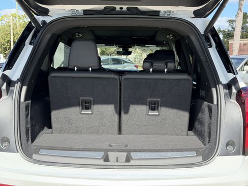 Certified 2024 Cadillac XT6 Premium Luxury w/ Technology Package image 10