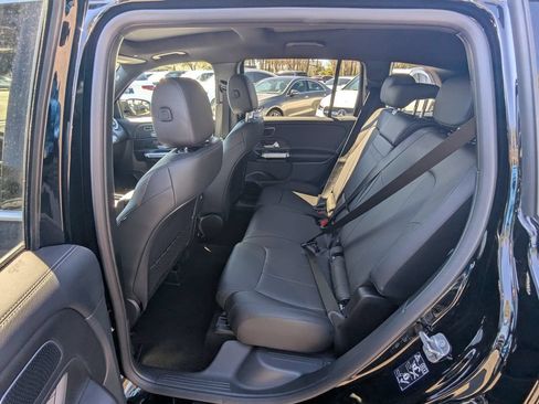 Certified 2024 Mercedes-Benz GLB 250 4MATIC image 25