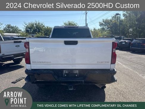 Used 2024 Chevrolet Silverado 2500 Custom w/ Custom Convenience Package AWD/4WD image 3
