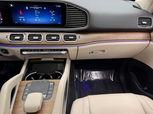 Used 2024 Mercedes-Benz GLE 450 4MATIC image 17