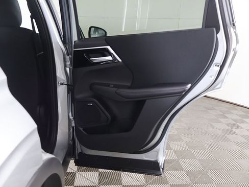 New 2026 Mitsubishi Outlander ES FWD image 23