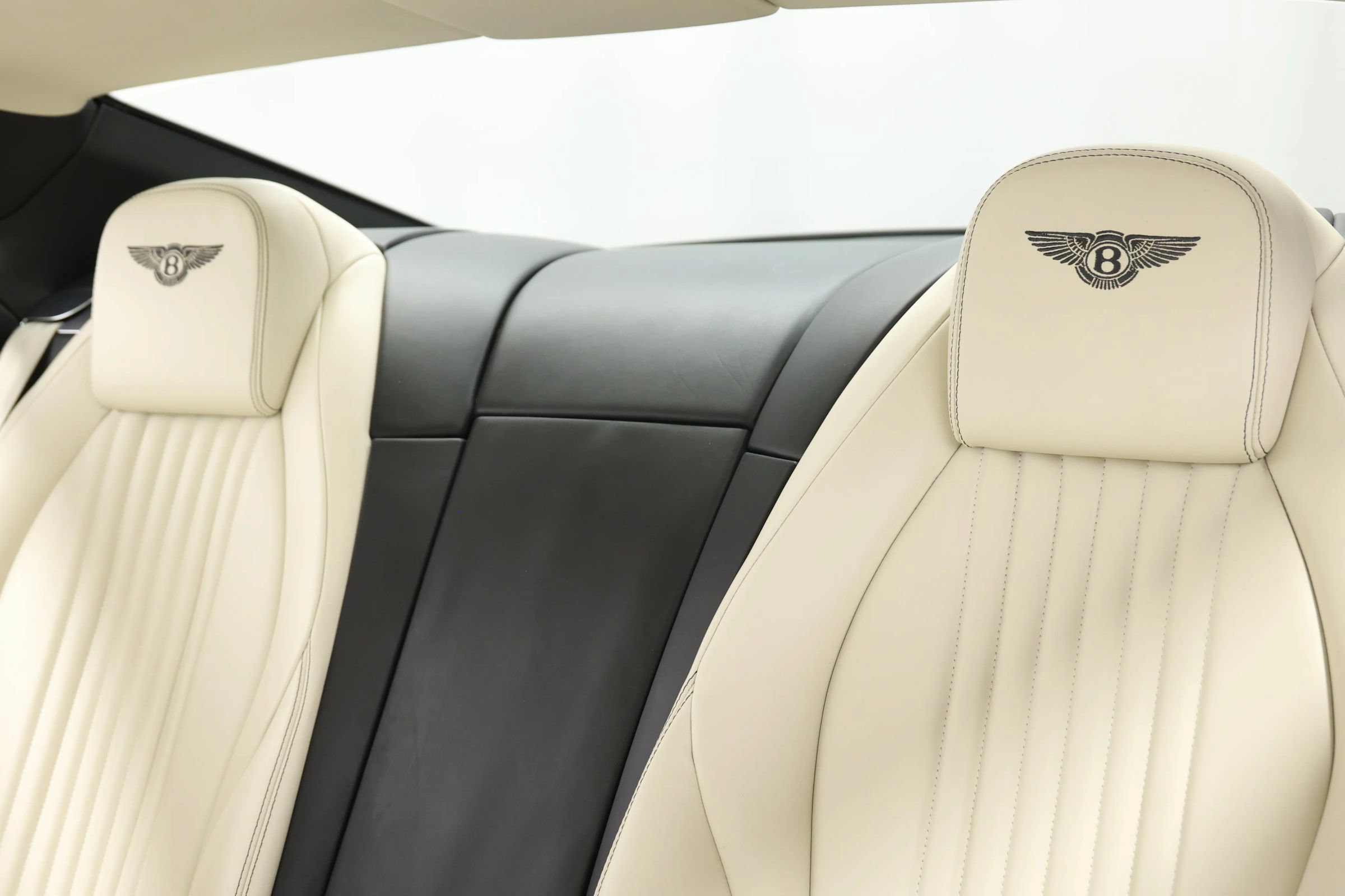 Used 2017 Bentley Continental GT AWD/4WD image 49