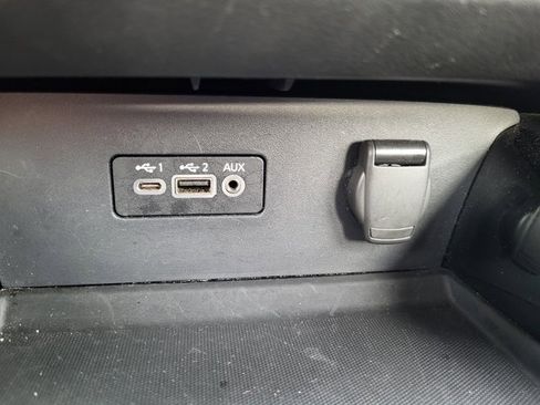 Used 2024 Nissan Altima 2.5 SV image 18