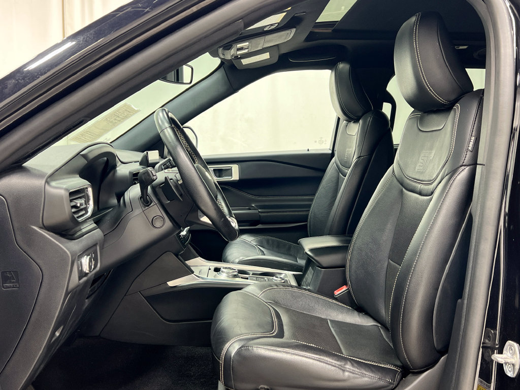Used 2020 Ford Explorer ST AWD/4WD image 14