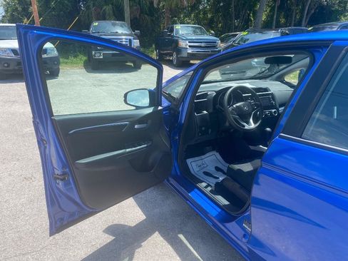 Used 2019 Honda Fit LX image 11