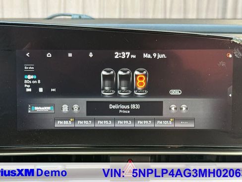 Used 2021 Hyundai Elantra Limited FWD image 29