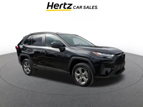 Used 2025 Toyota RAV4 LE image 1