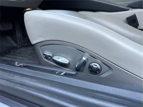 Used 2017 Porsche 718 Cayman RWD image 23