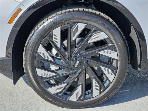 New 2026 Lincoln Nautilus Reserve image 10