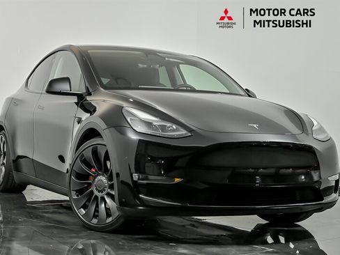 Used 2022 Tesla Model Y Performance AWD/4WD image 1