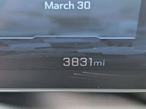 Certified 2025 Chevrolet Suburban Z71 w/ Comfort Package image 13