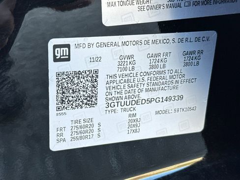 Used 2023 GMC Sierra 1500 SLT w/ SLT Premium Package image 29