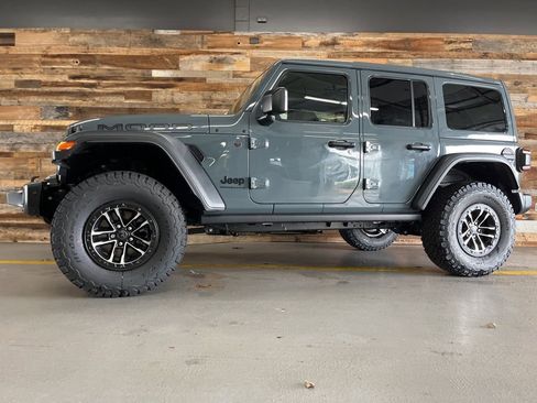 New 2026 Jeep Wrangler Unlimited Rubicon 392 w/ Quick Order Package 27X Moab AWD/4WD image 55