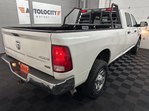 Used 2014 RAM 3500 Tradesman w/ Chrome Appearance Group AWD/4WD image 9