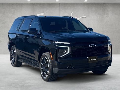 Used 2025 Chevrolet Tahoe RST w/ Comfort Package image 2