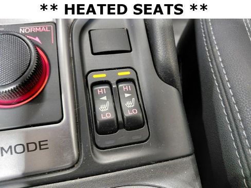 Used 2022 Subaru Forester Premium image 8