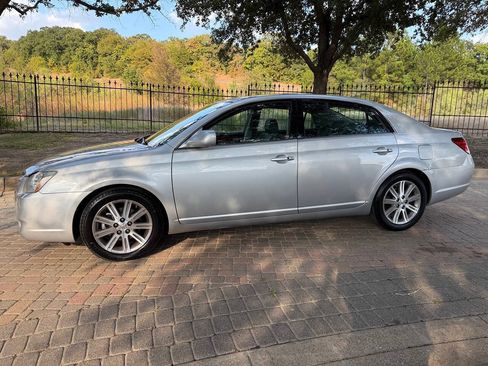 Used 2007 Toyota Avalon Limited FWD image 8