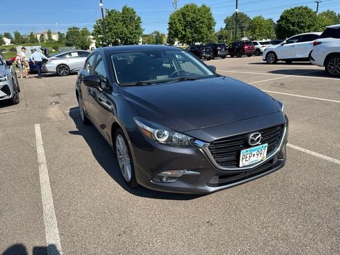 Used 2017 MAZDA MAZDA3 Grand Touring FWD image 23