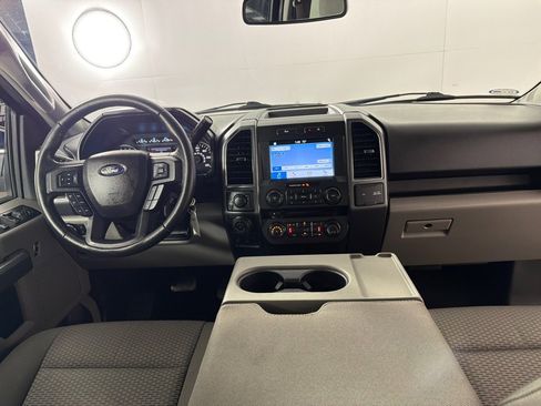Used 2018 Ford F150 XLT w/ Equipment Group 302A Luxury AWD/4WD image 24