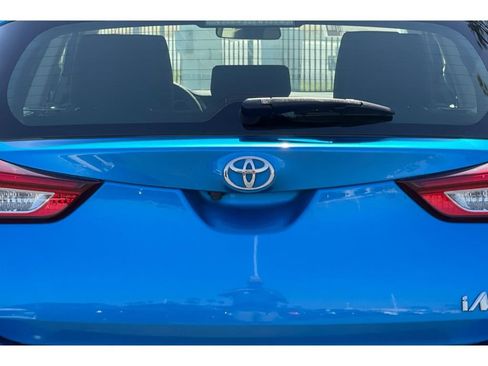 Used 2017 Toyota Corolla iM w/ Carpet Mat Package image 16