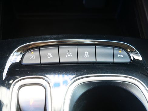 Used 2023 Buick Envision Essence w/ Sport Touring Package AWD/4WD image 32